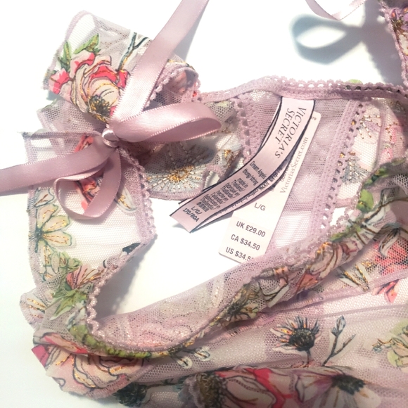 Victoria's secret Bra 36D and matching panty - Picture 6 of 7